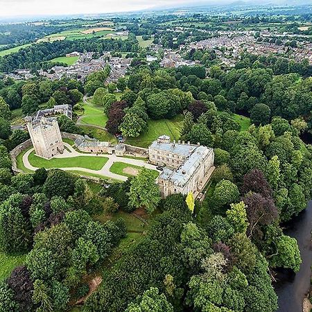 Appleby Castle Hotel Exterior photo