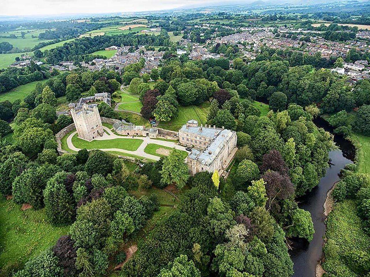 Appleby Castle Hotel Exterior photo